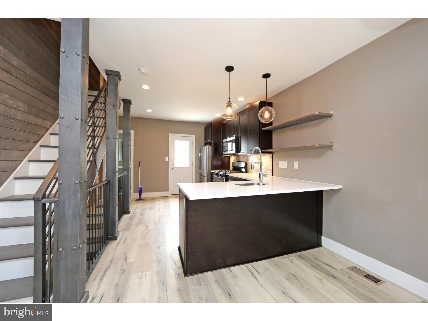 POINT BREEZE - Residential