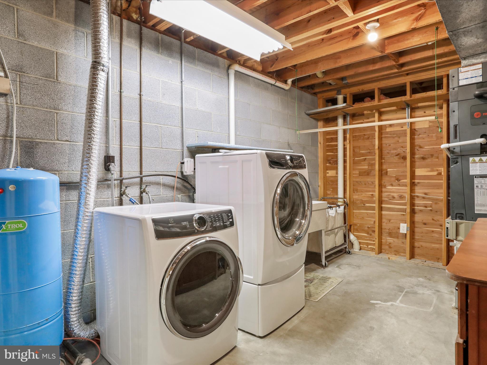 POCA BELLA FARM - Residential