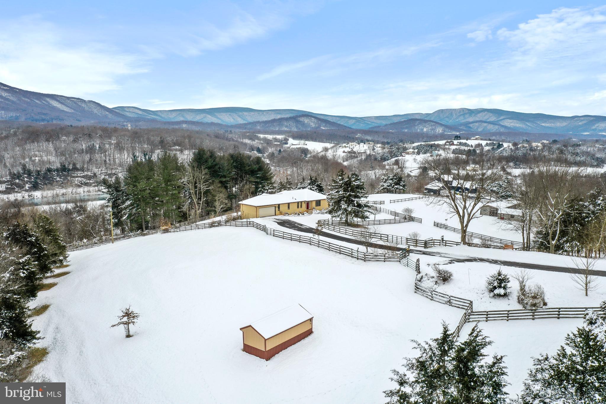 POCA BELLA FARM - Residential