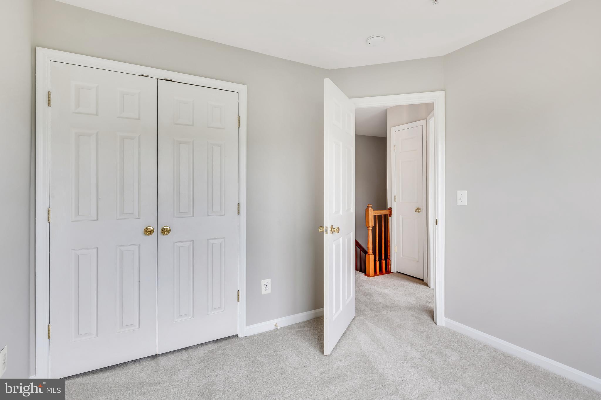 TOWNES AT CAMERON PARKE - Residential