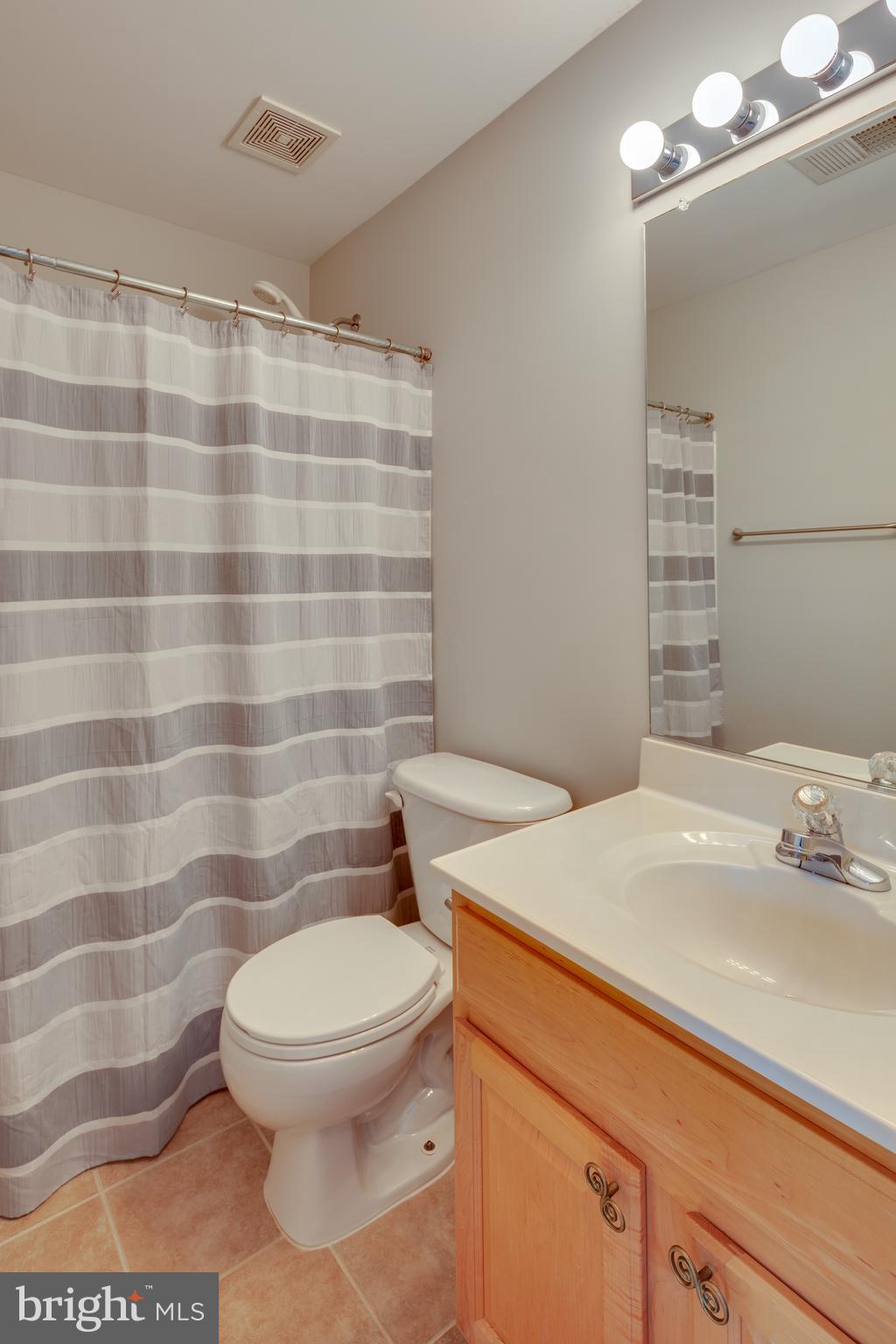 TOWNES AT CAMERON PARKE - Residential