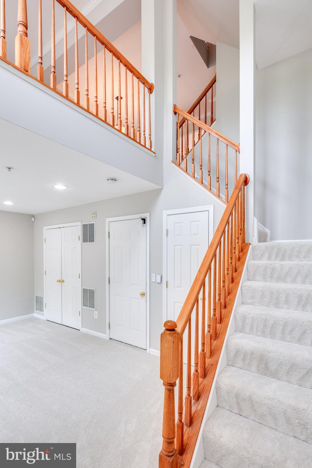 TOWNES AT CAMERON PARKE - Residential