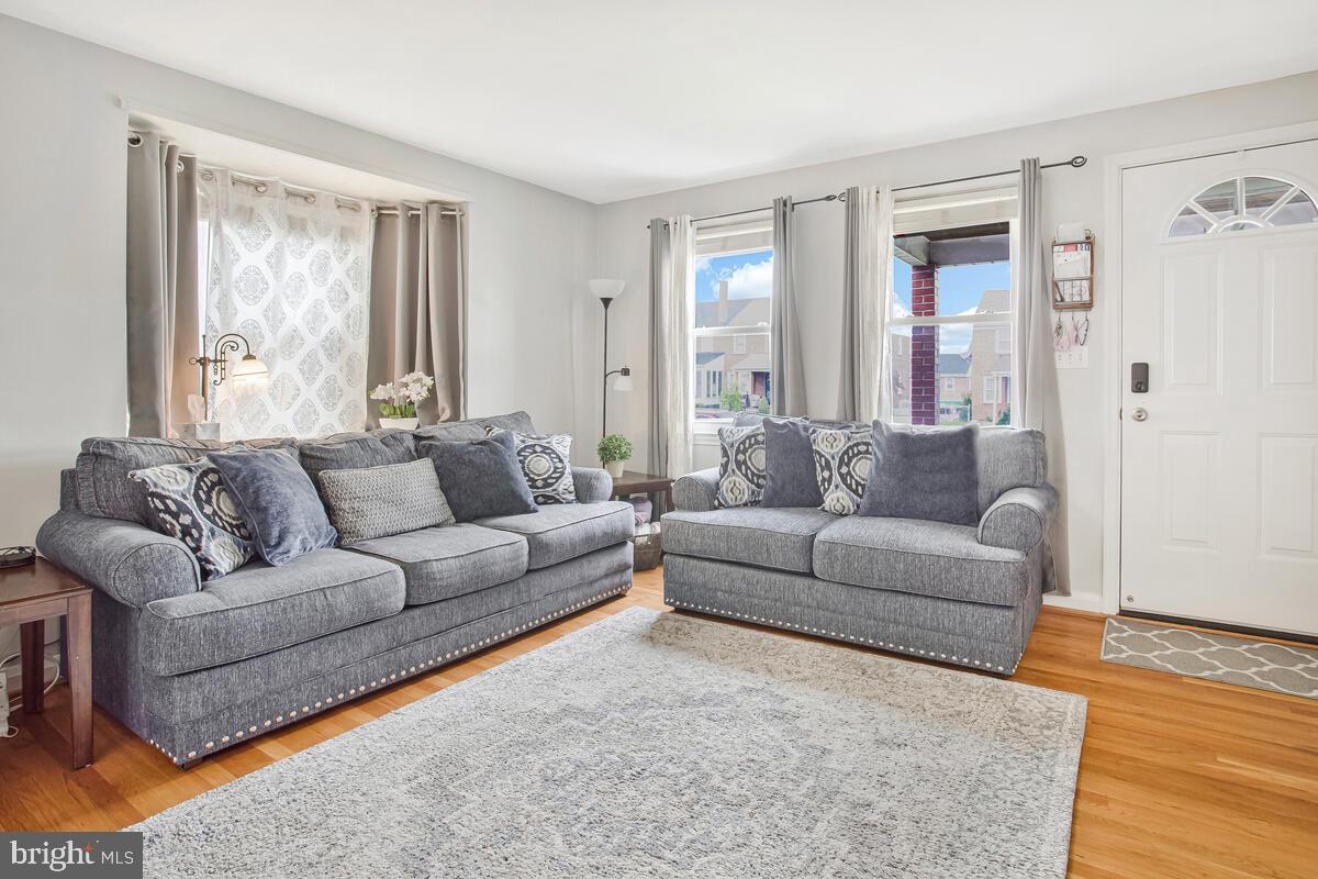 EASTWOOD - Residential