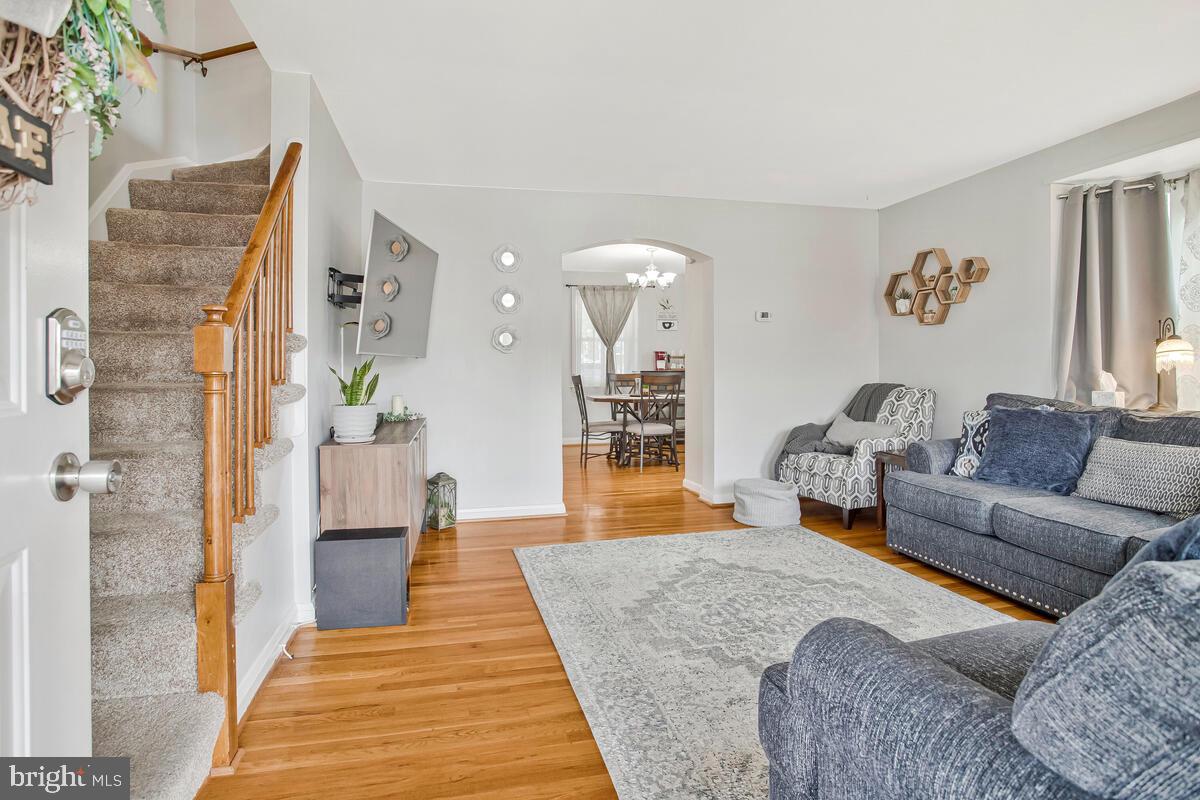 EASTWOOD - Residential