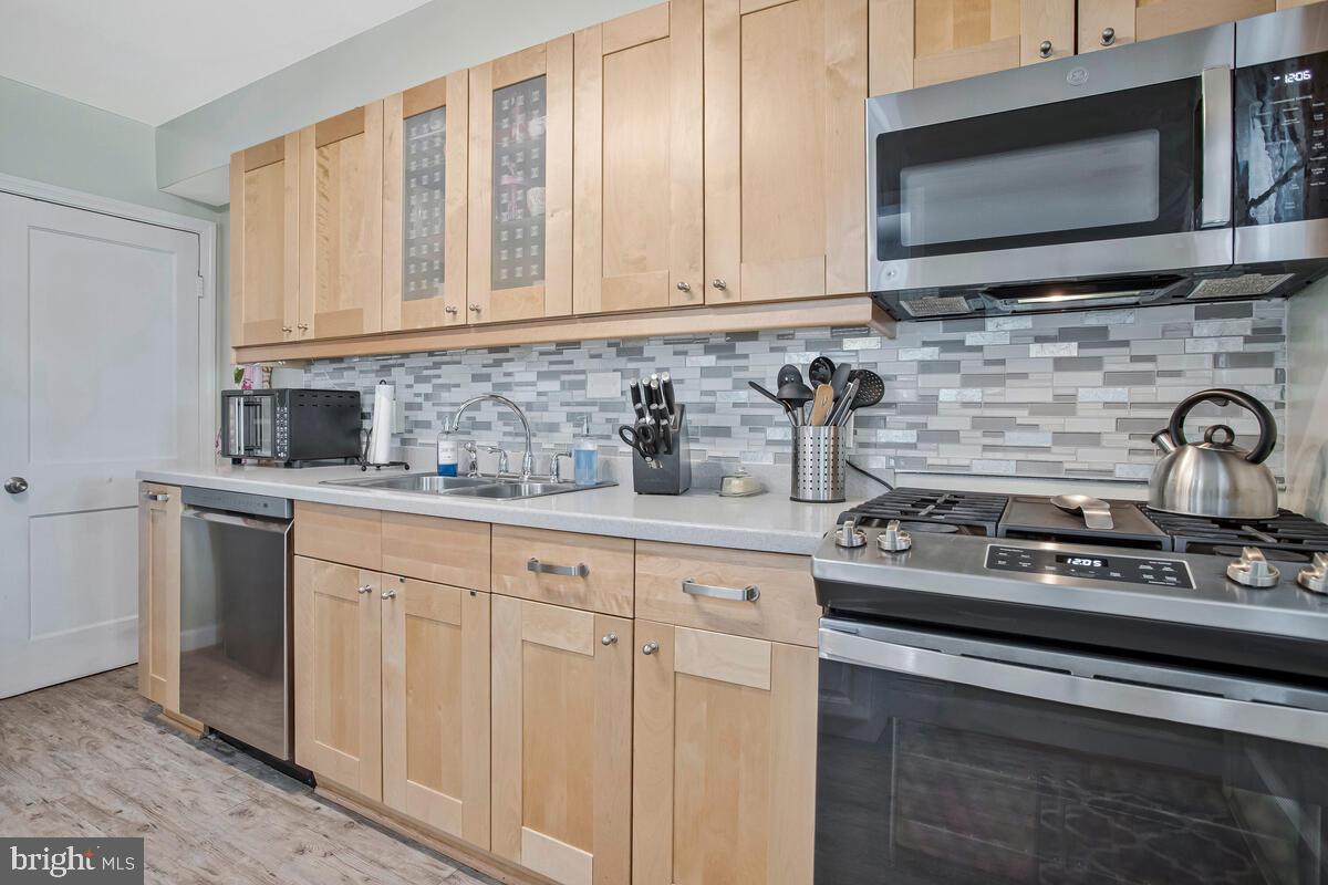 EASTWOOD - Residential