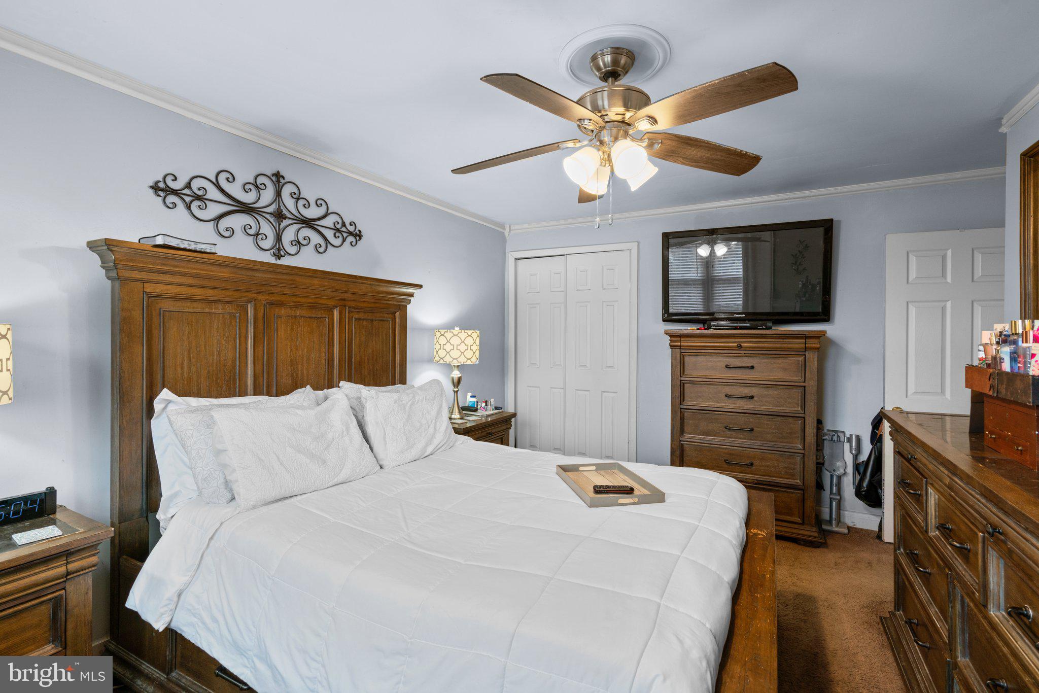 WEST HILLS - Residential
