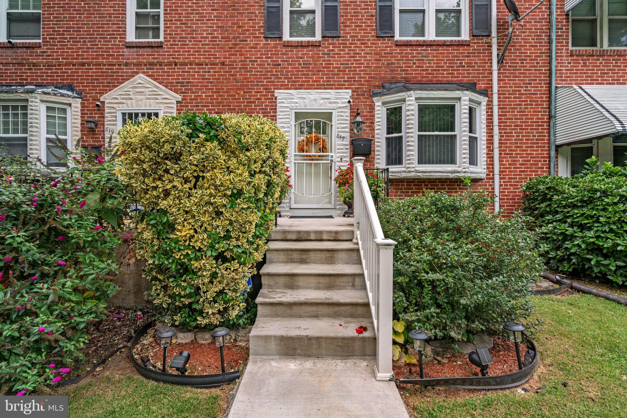 WEST HILLS - Residential