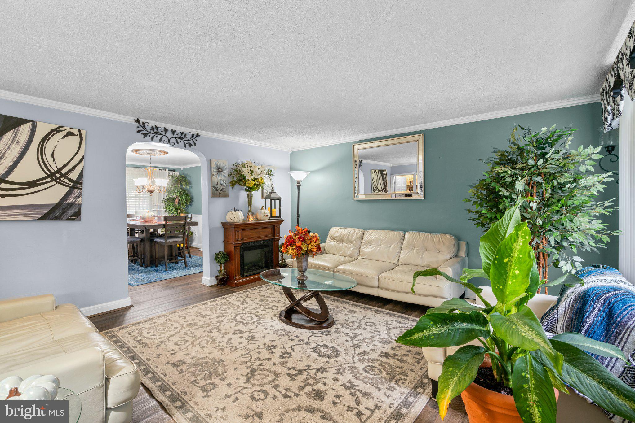 WEST HILLS - Residential