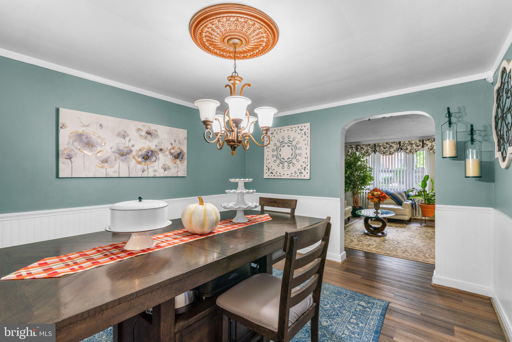 WEST HILLS - Residential