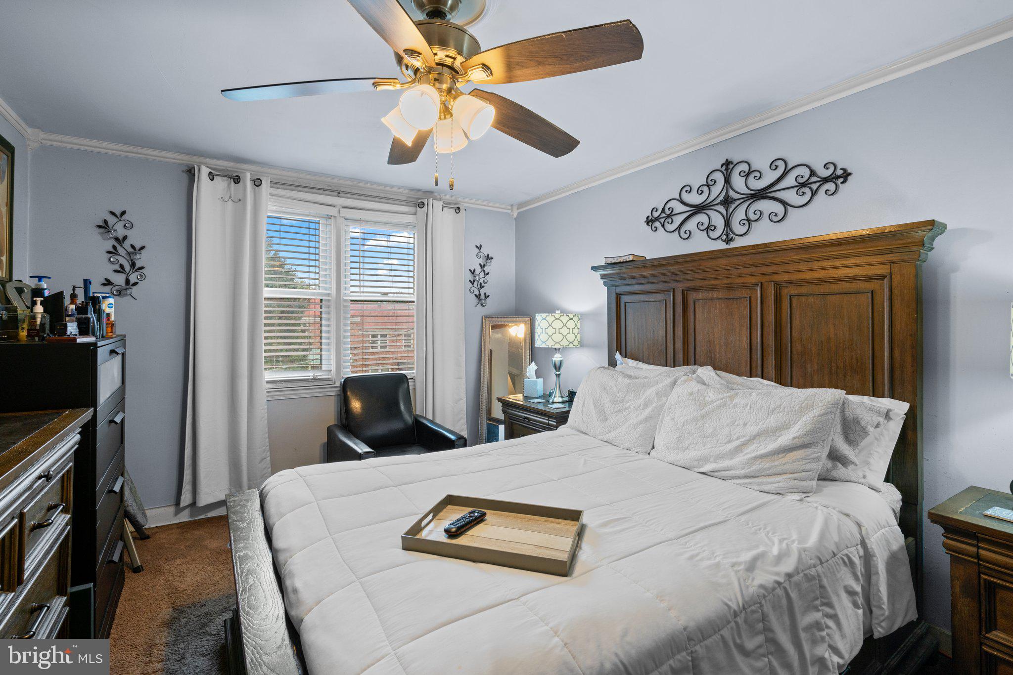 WEST HILLS - Residential