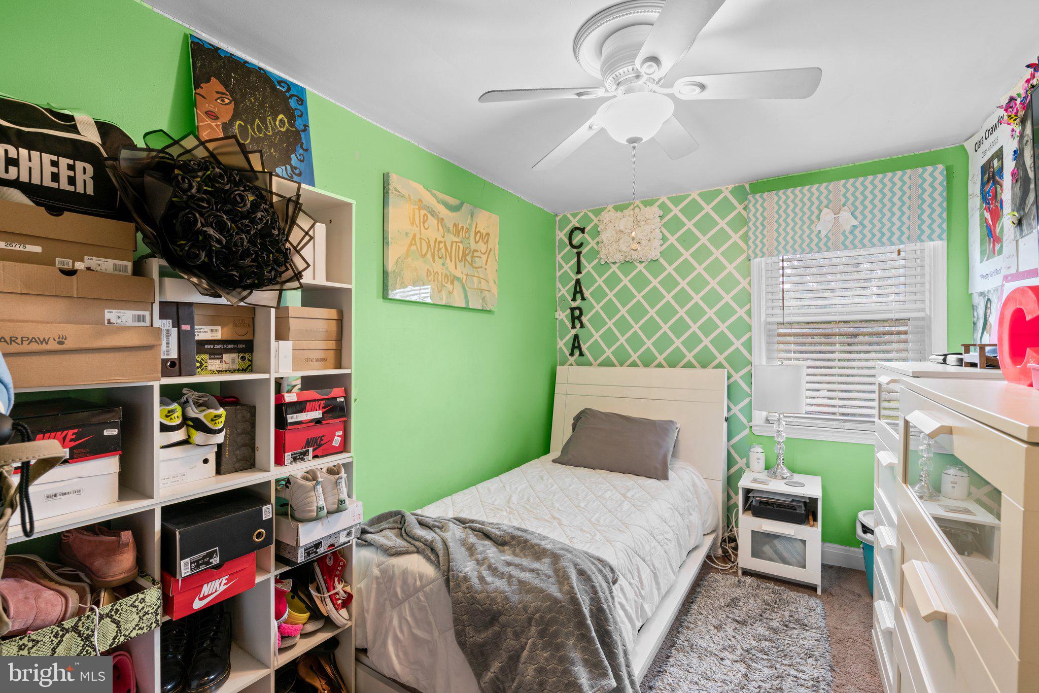 WEST HILLS - Residential