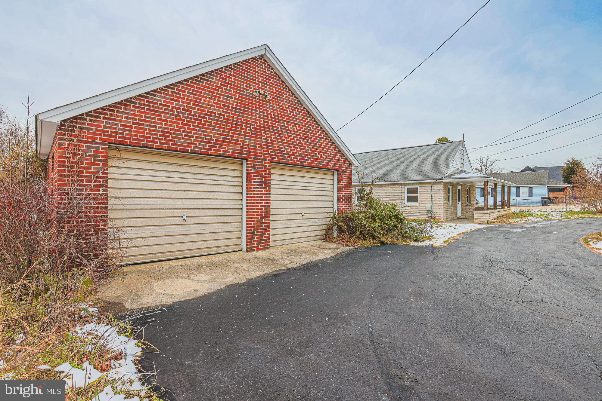 ABINGDON ESTATES - Residential