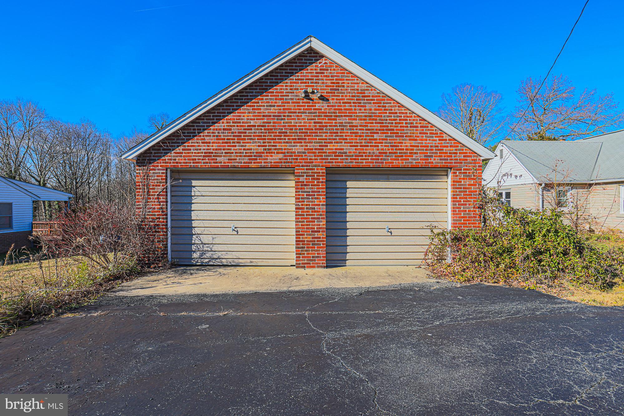 ABINGDON ESTATES - Residential