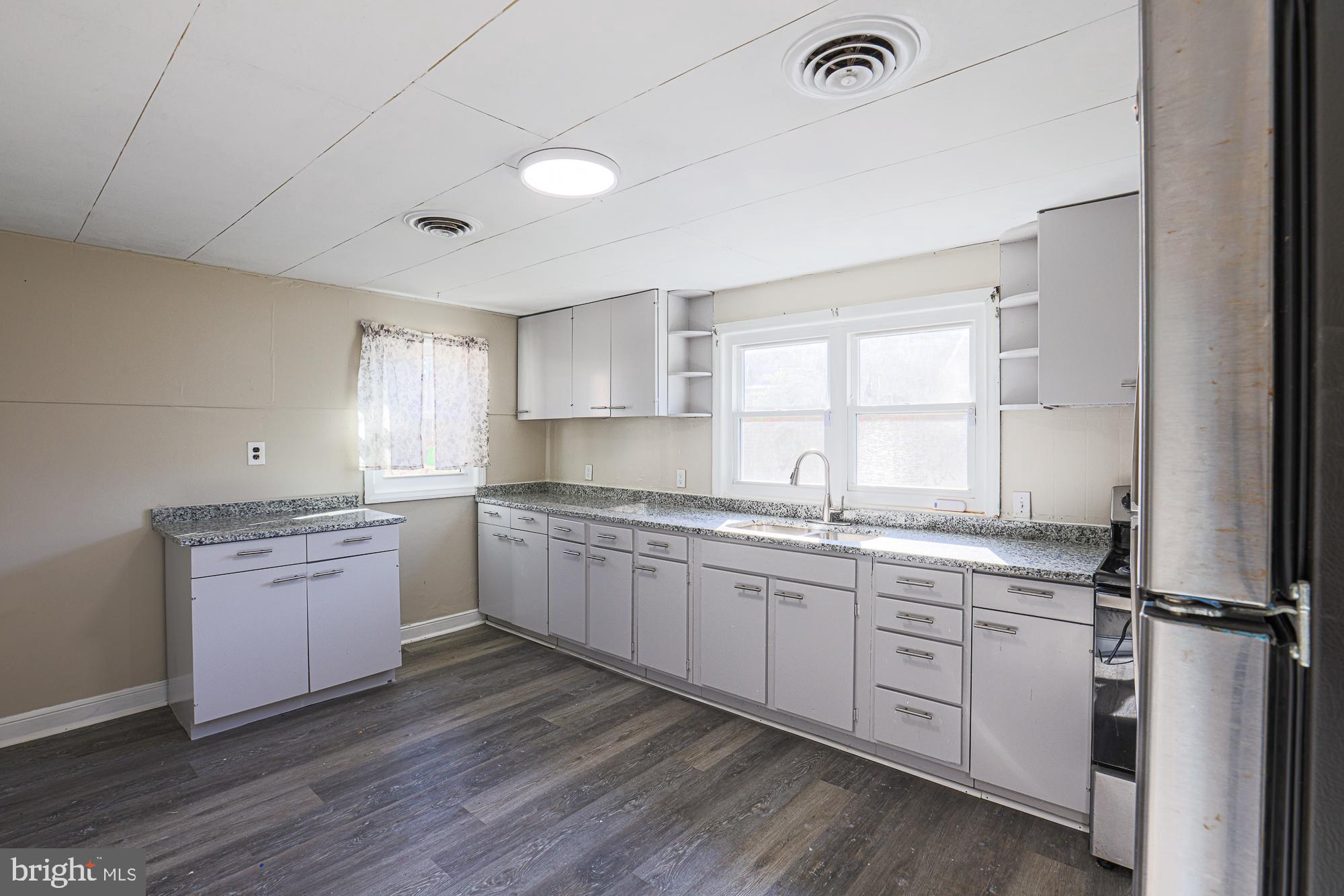 ABINGDON ESTATES - Residential