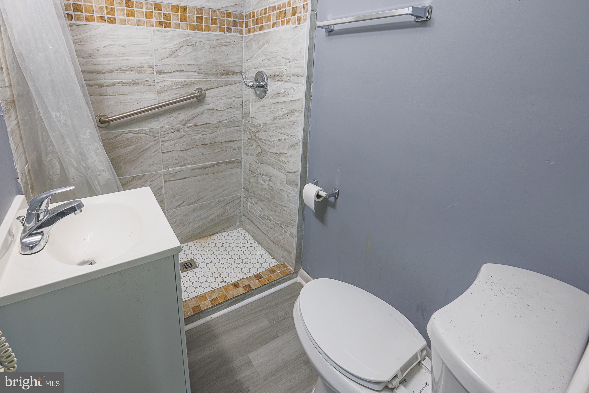 ABINGDON ESTATES - Residential