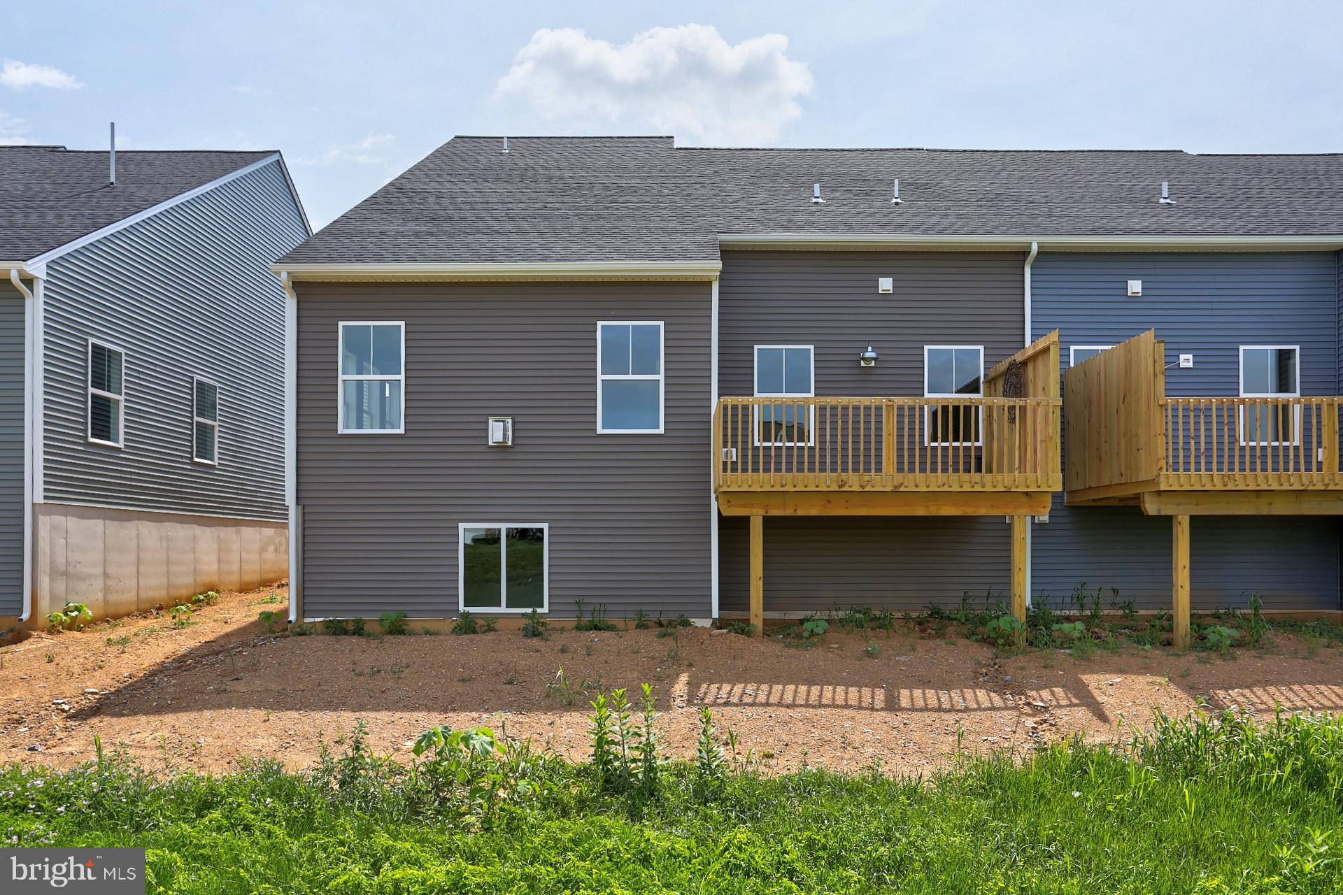 LAKES AT DONEGAL SPRINGS - Residential