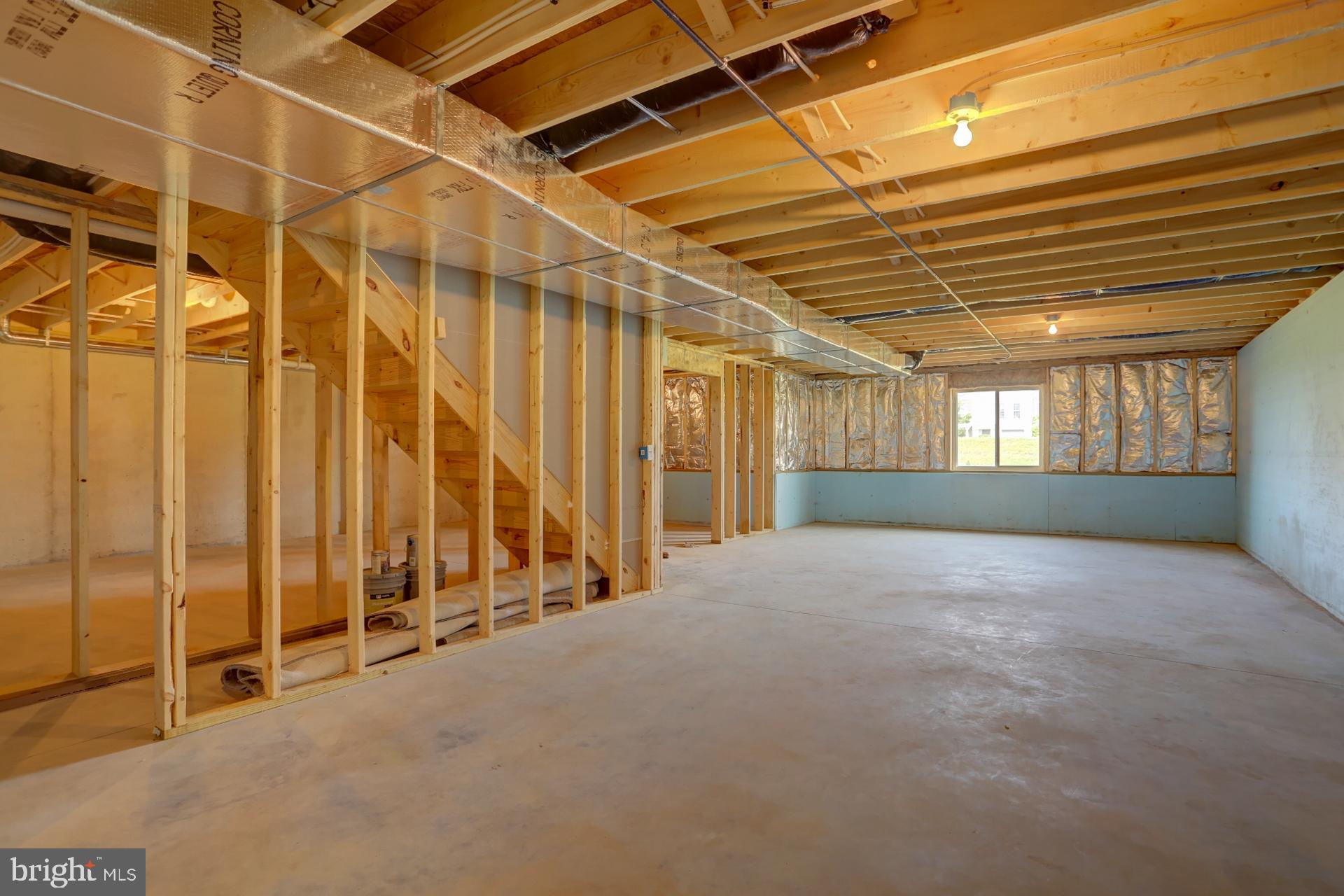 LAKES AT DONEGAL SPRINGS - Residential