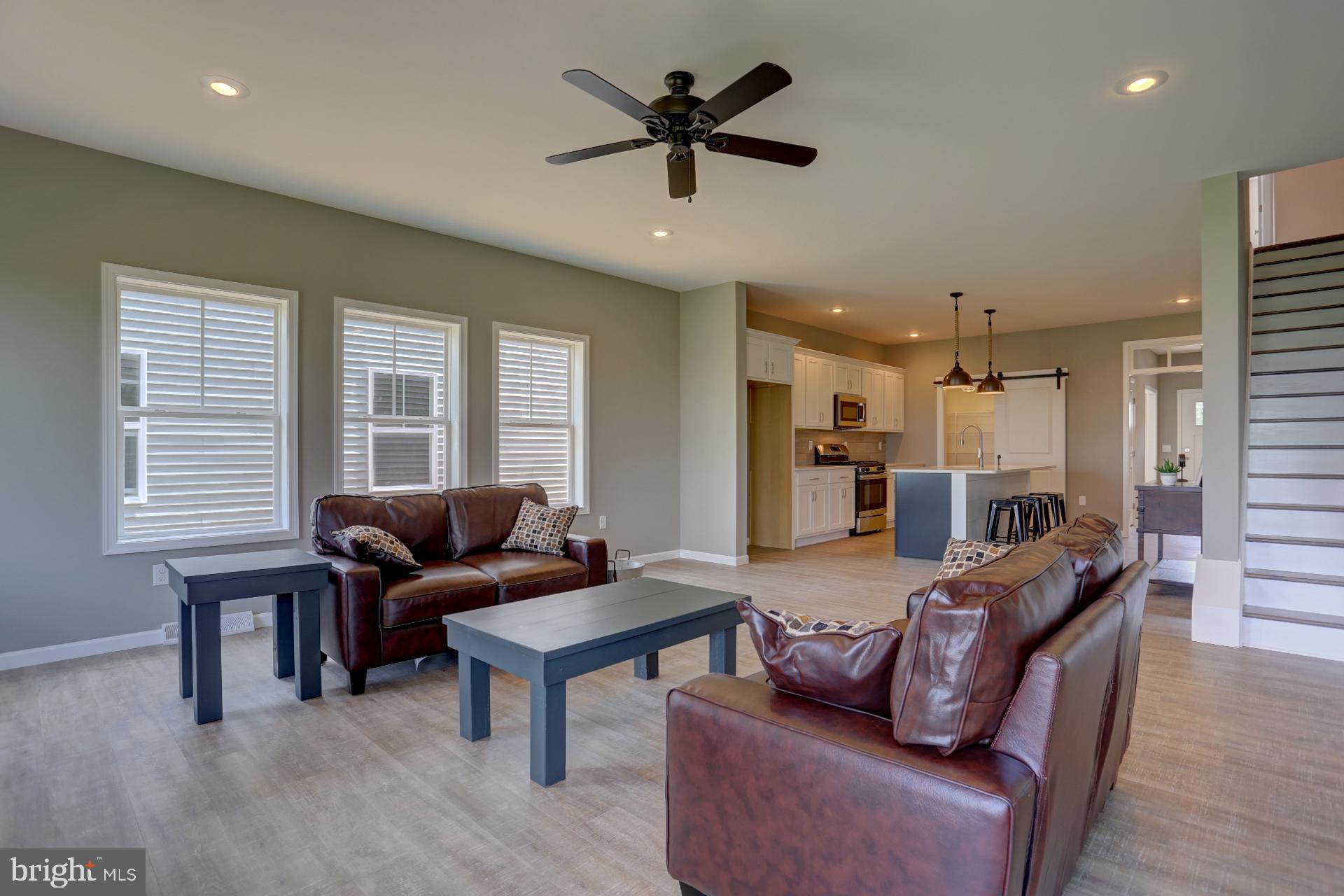 LAKES AT DONEGAL SPRINGS - Residential