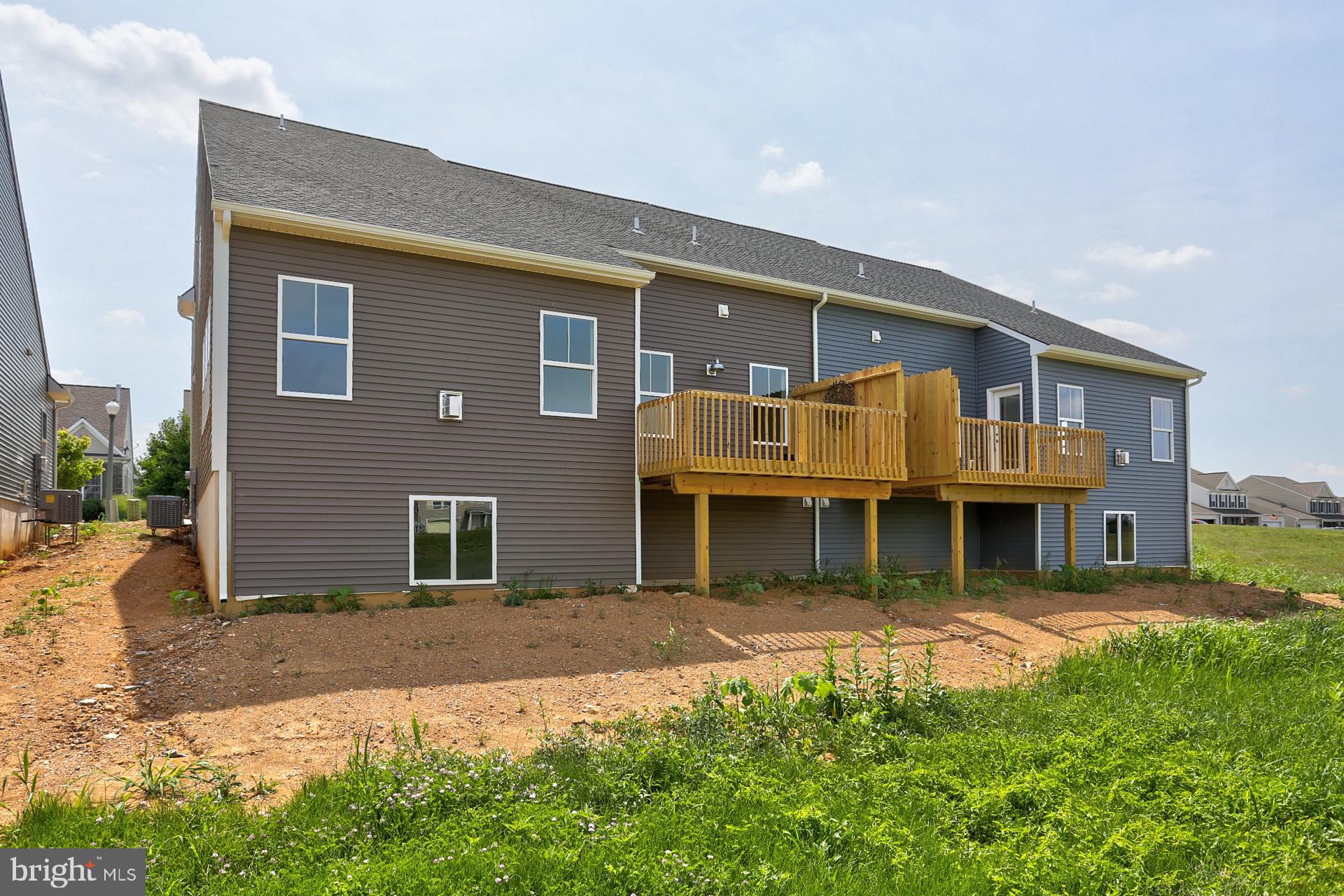 LAKES AT DONEGAL SPRINGS - Residential