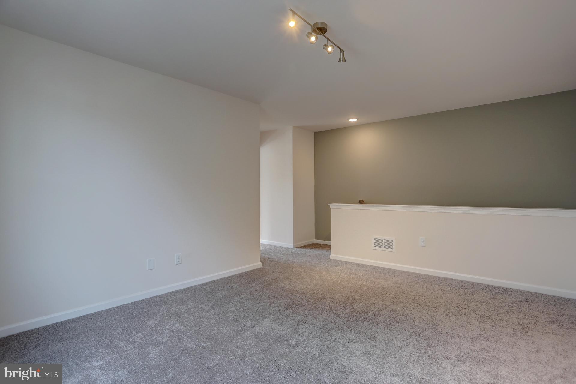 LAKES AT DONEGAL SPRINGS - Residential