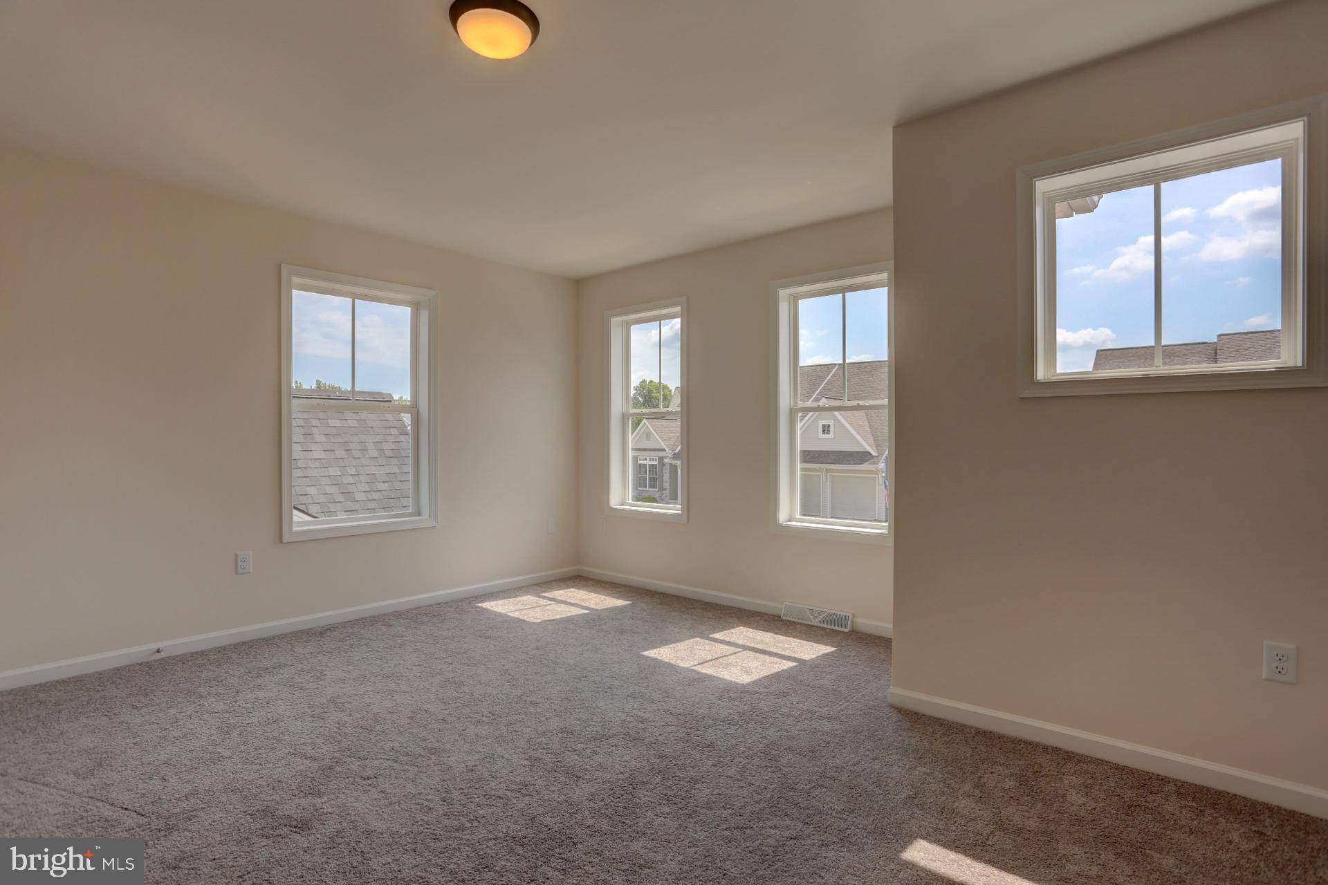 LAKES AT DONEGAL SPRINGS - Residential