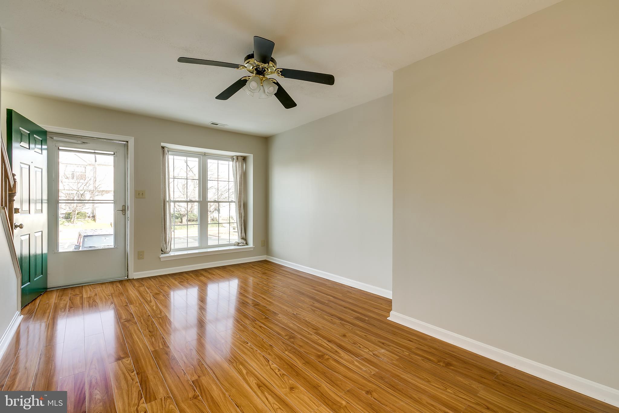 ROLLING RIDGE - Residential