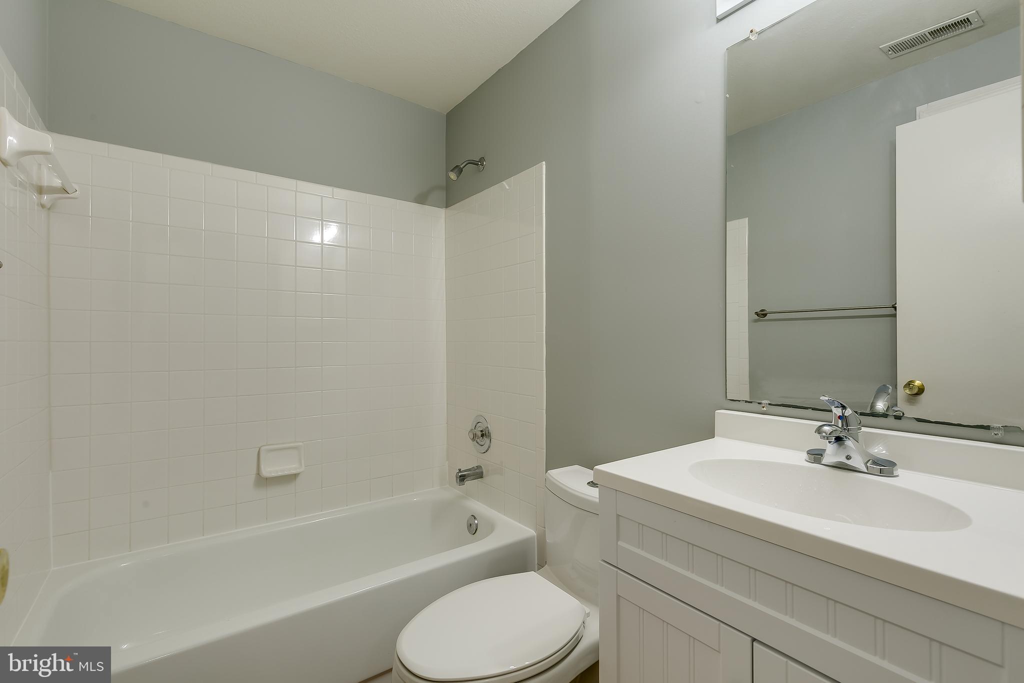 ROLLING RIDGE - Residential