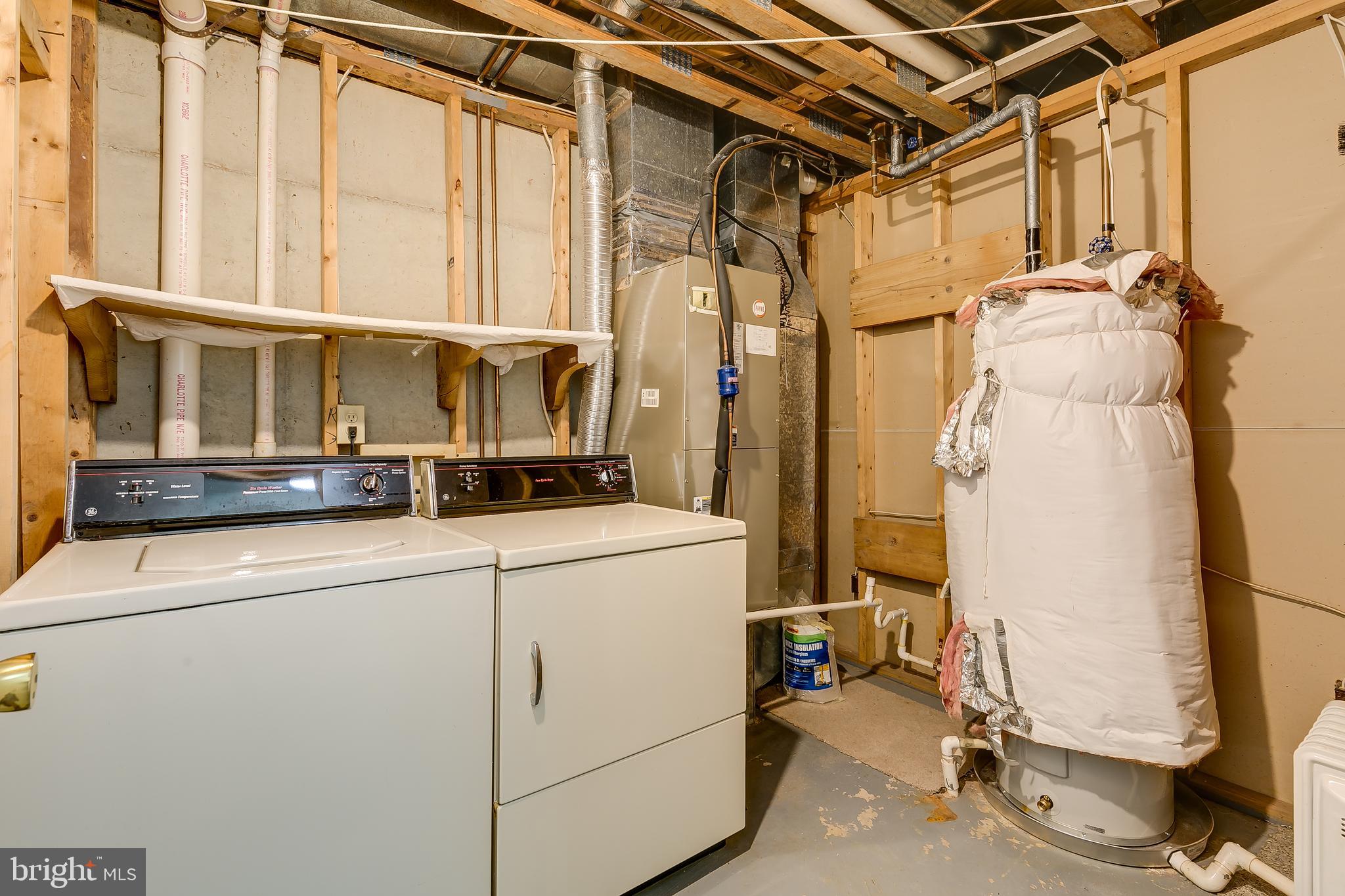 ROLLING RIDGE - Residential