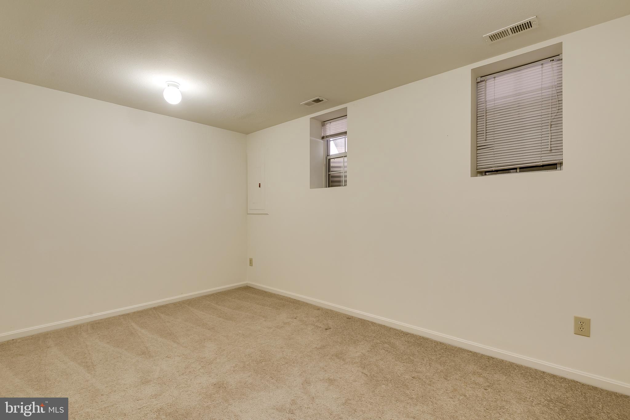 ROLLING RIDGE - Residential