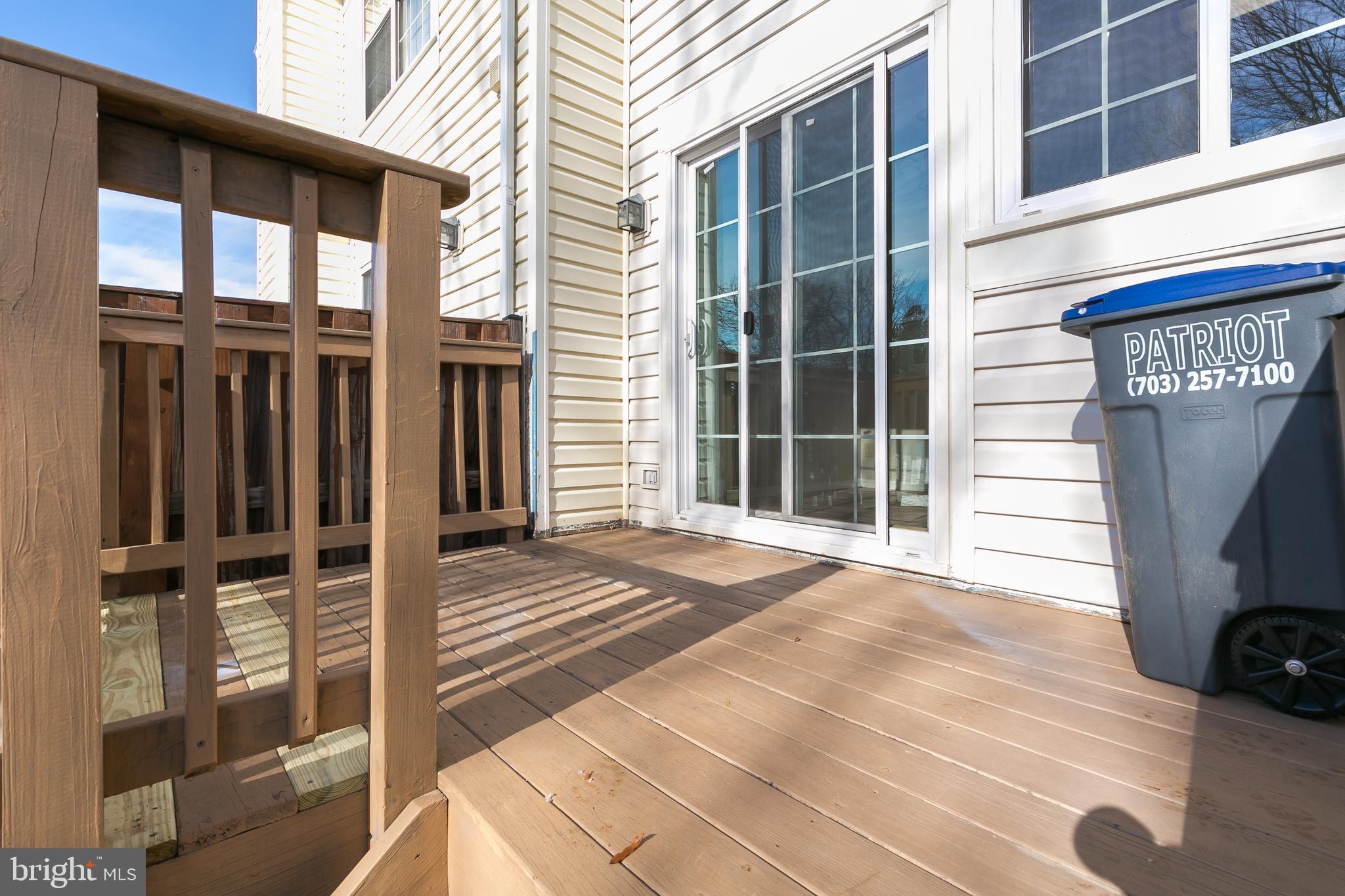 ROLLING RIDGE - Residential