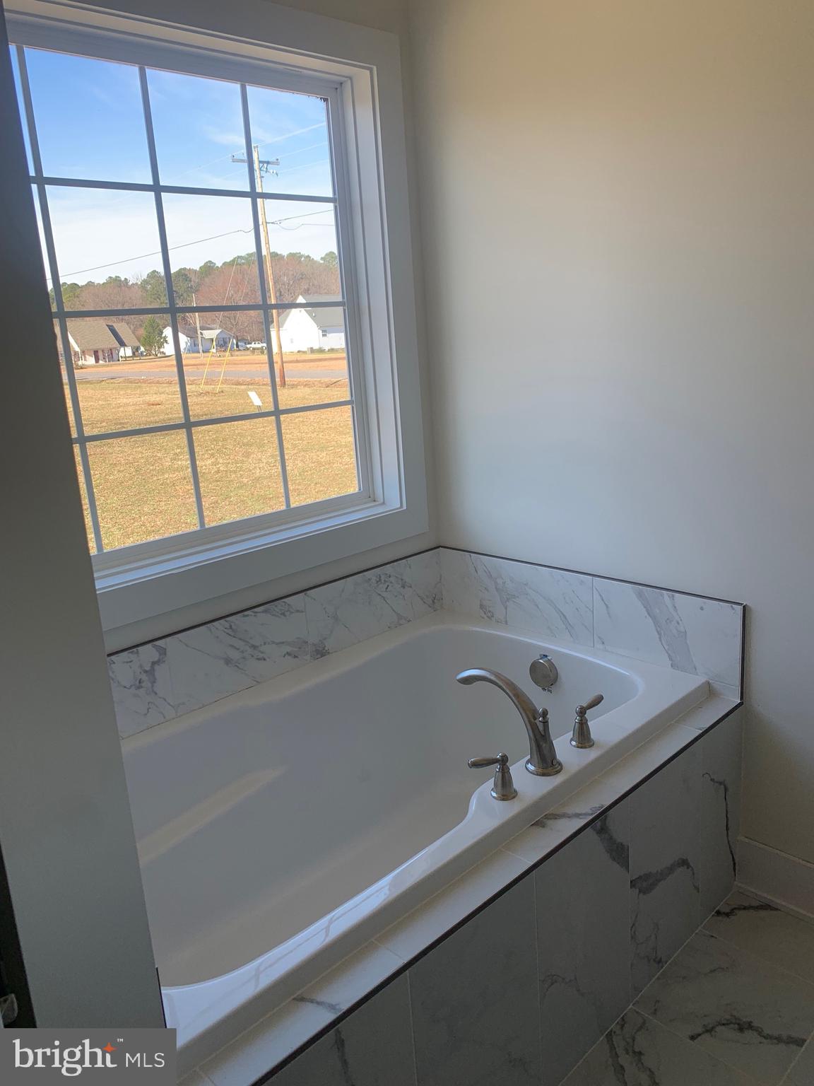 GLEBE HARBOR - Residential