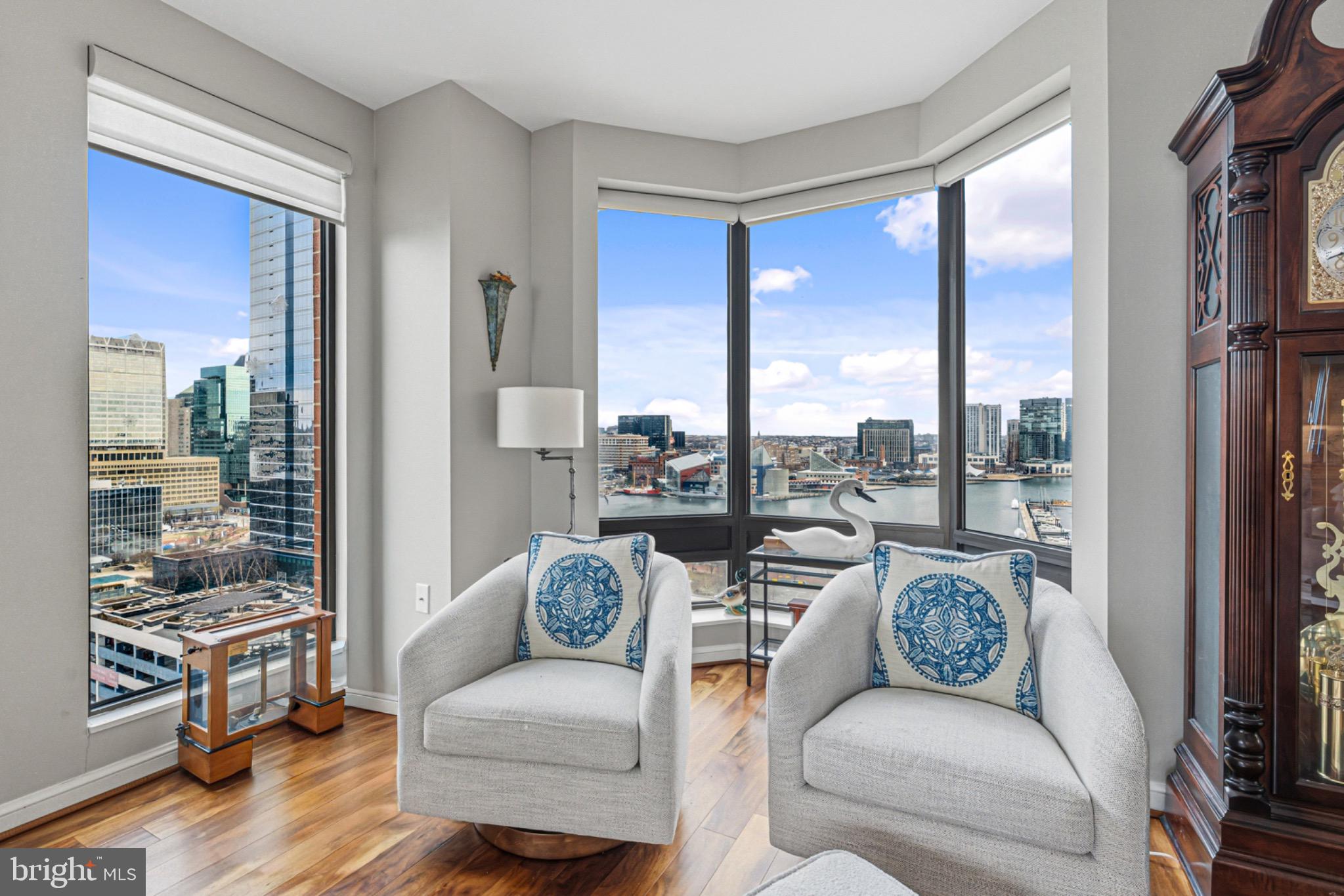 10 E LEE STREET 1509