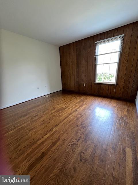 BRADLEY HILLS - Residential Lease