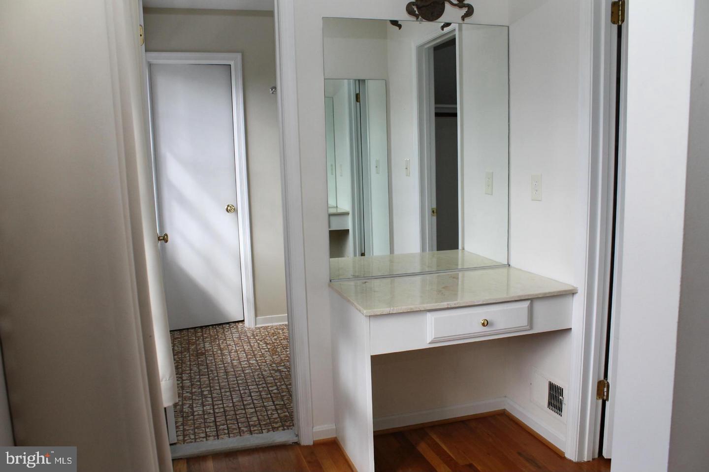 BRADLEY HILLS - Residential Lease