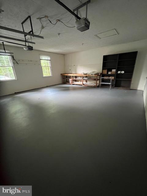 BRADLEY HILLS - Residential Lease