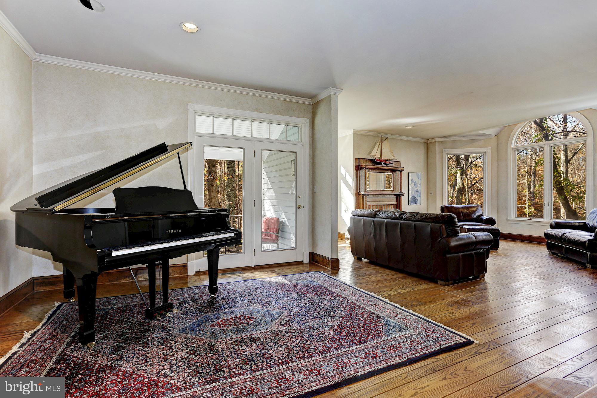 AINTREE ESTATES - Residential