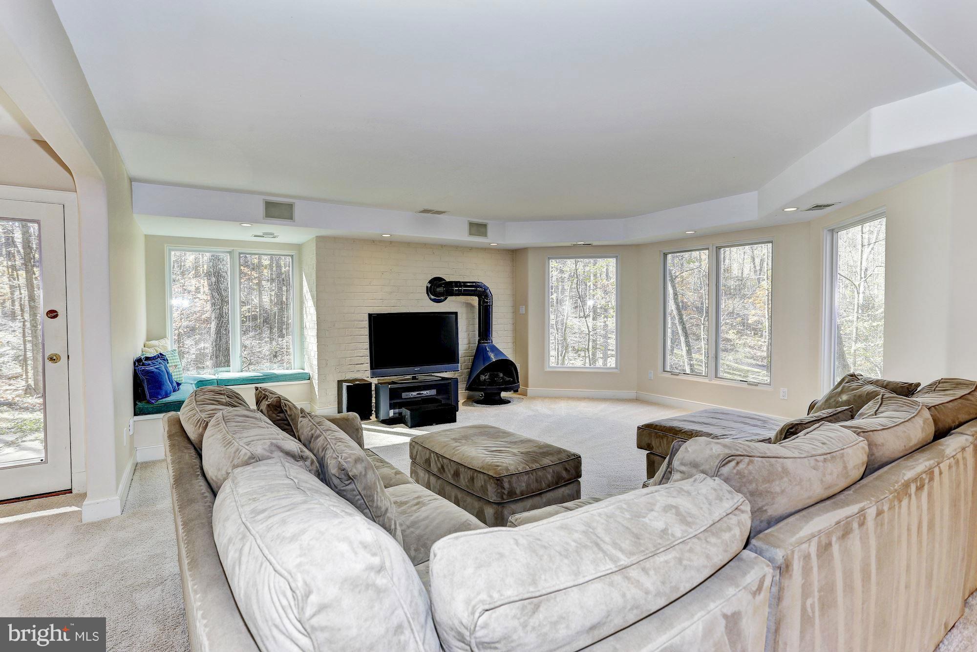 AINTREE ESTATES - Residential