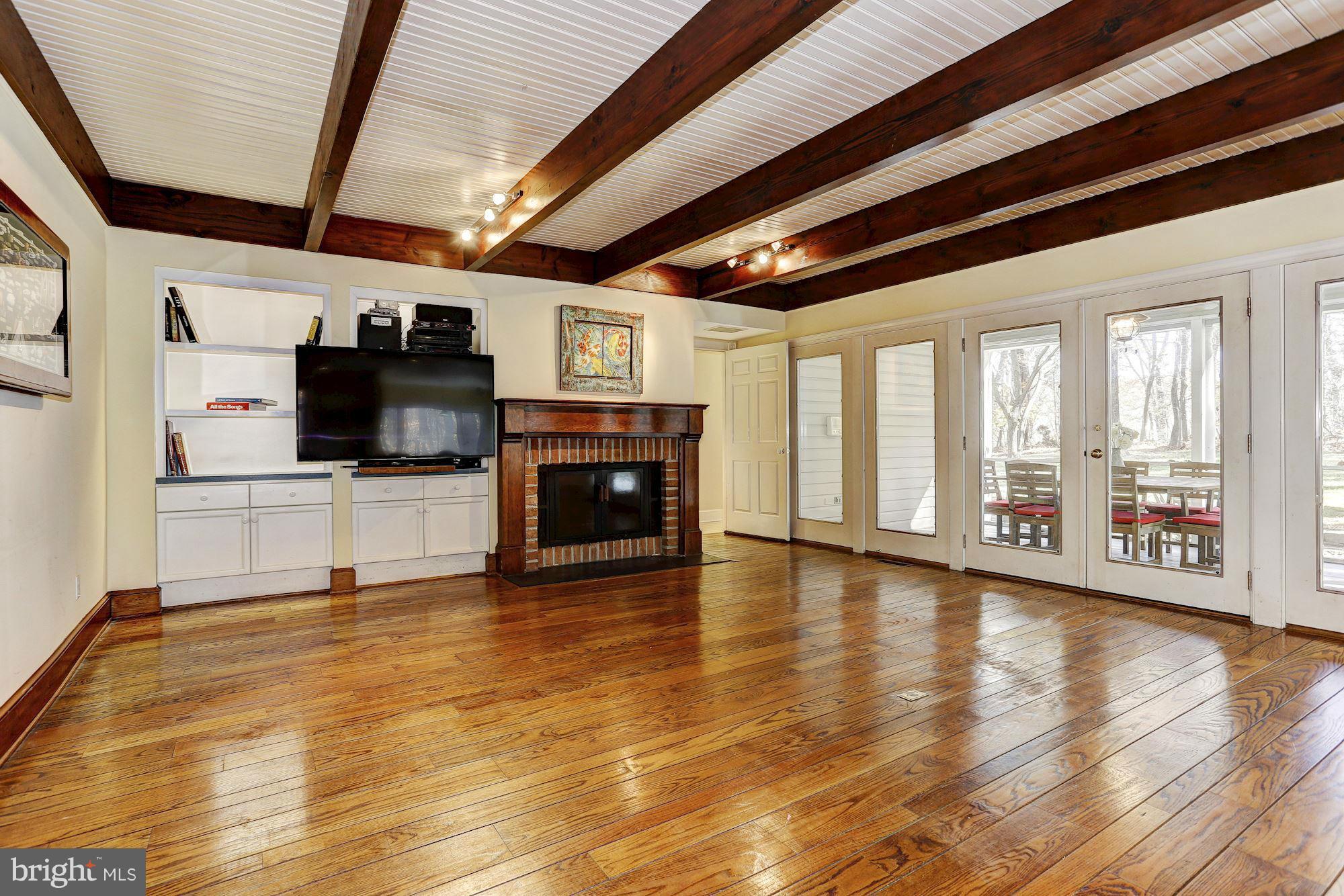 AINTREE ESTATES - Residential