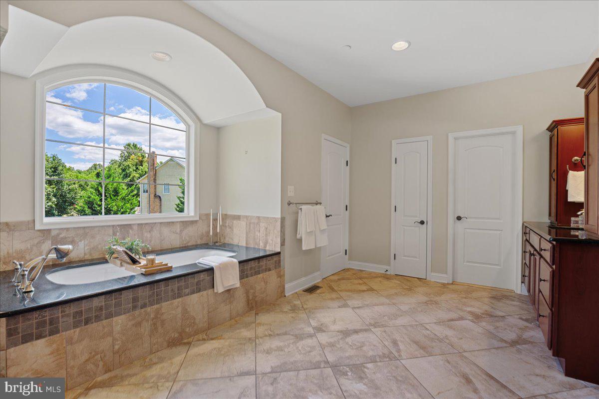 OWENSVILLE - Residential