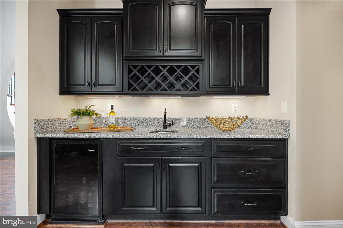 OWENSVILLE - Residential