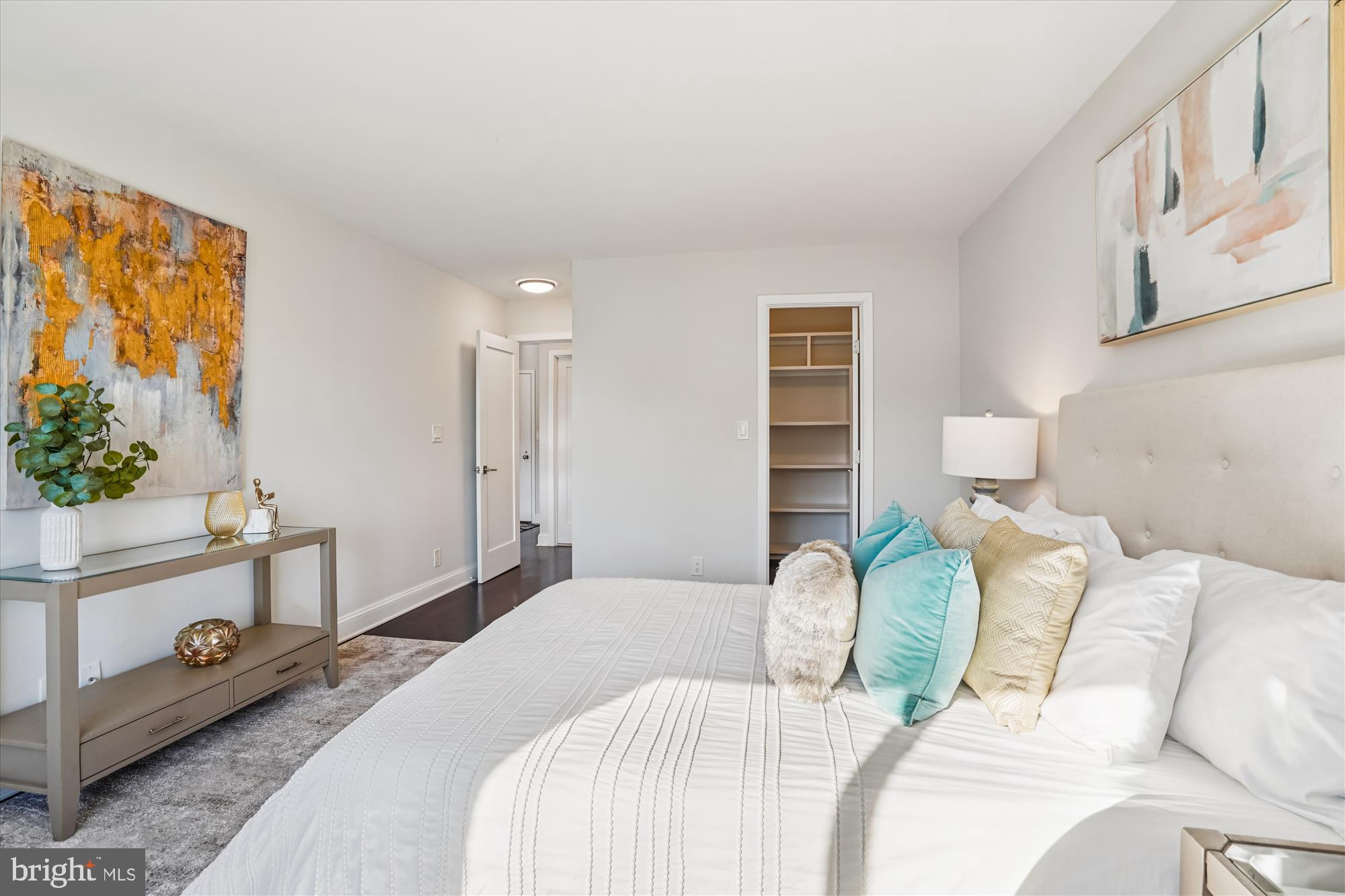 ROTONDA - Residential