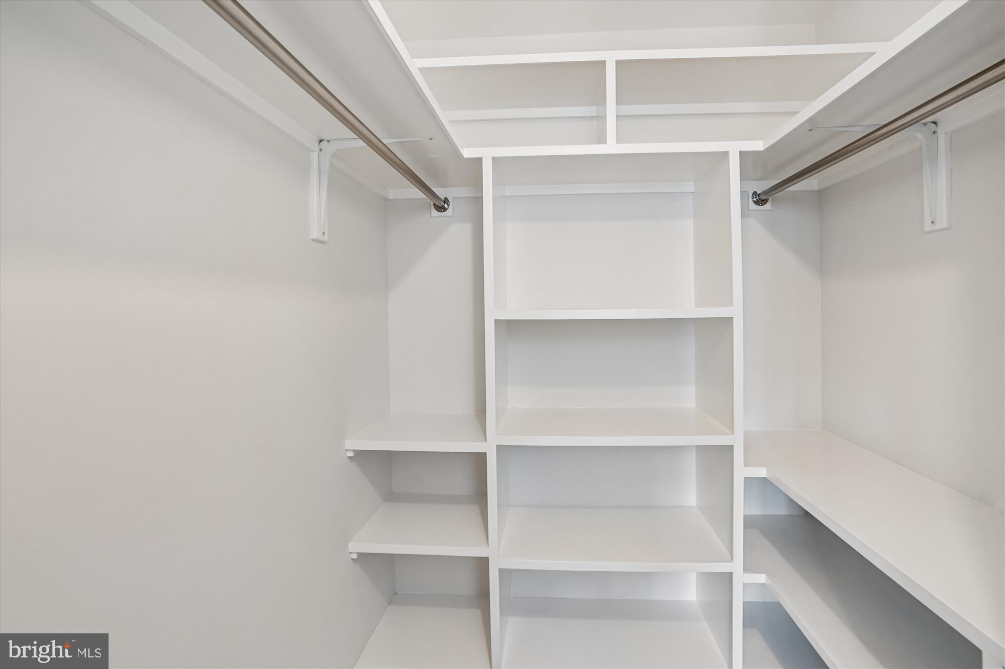 ROTONDA - Residential