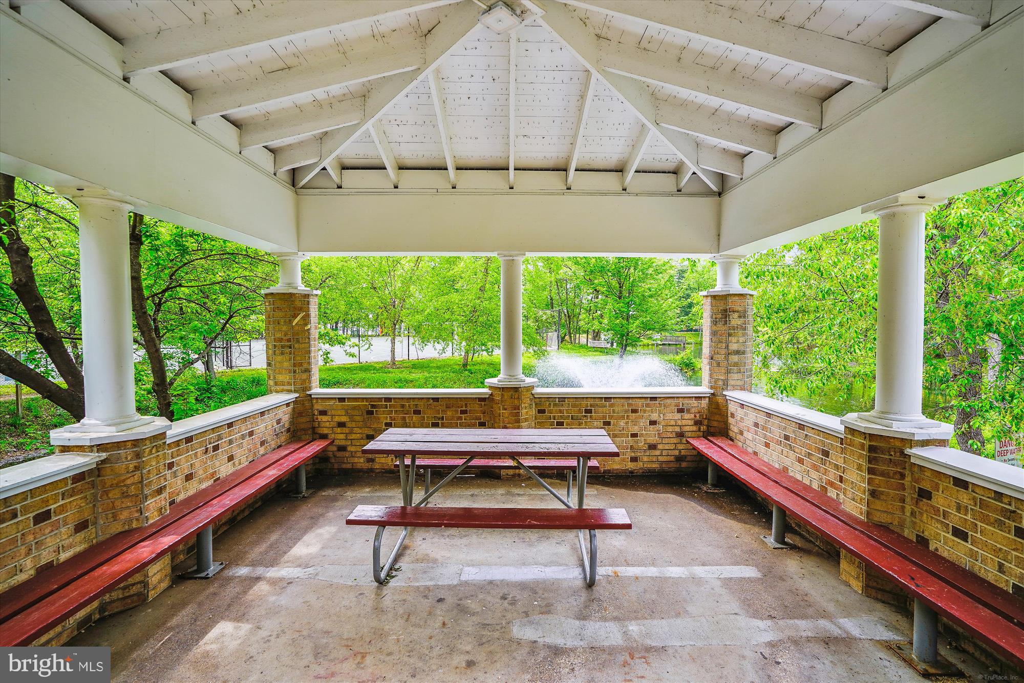 ROTONDA - Residential