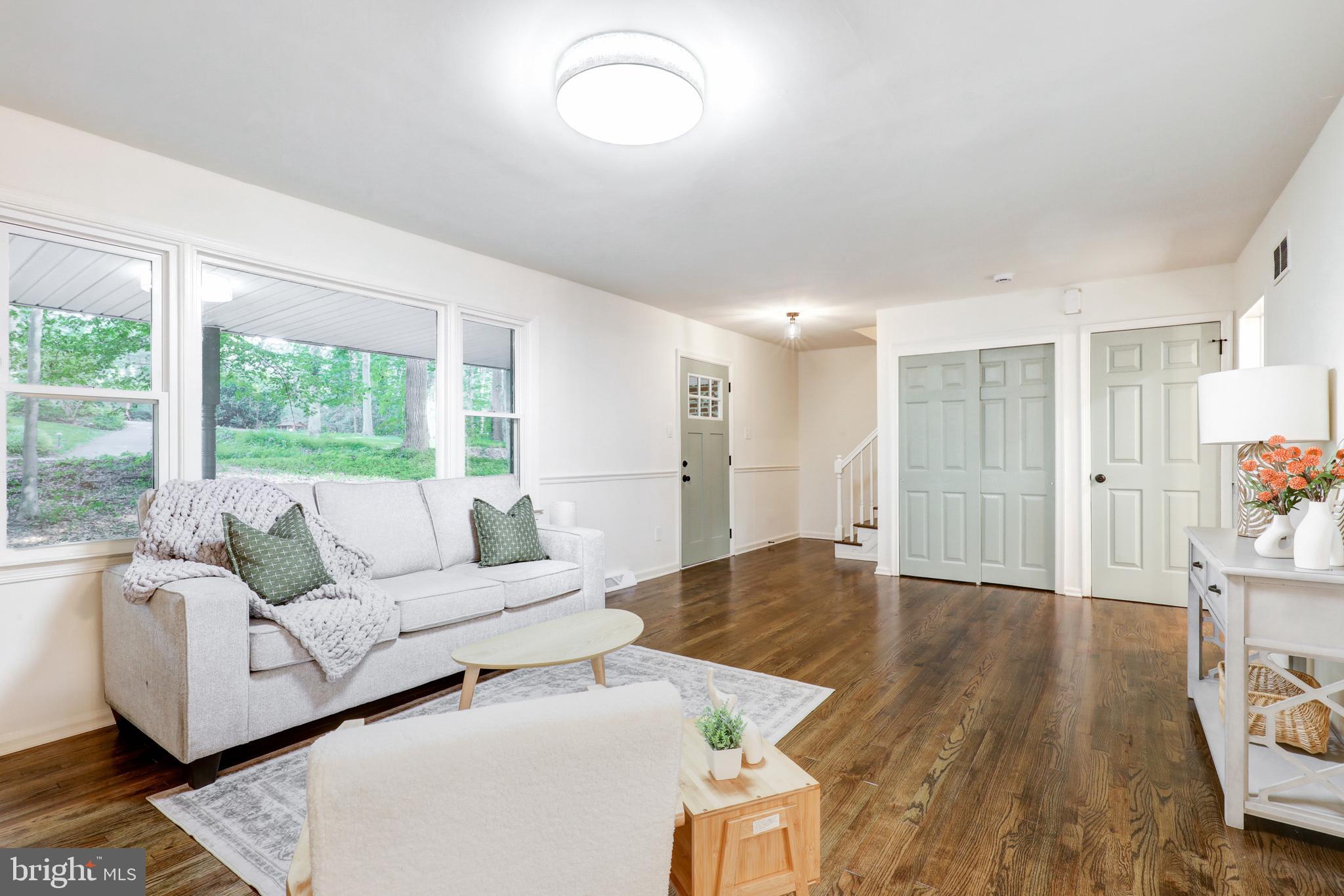 1501 WASHINGTON LANE