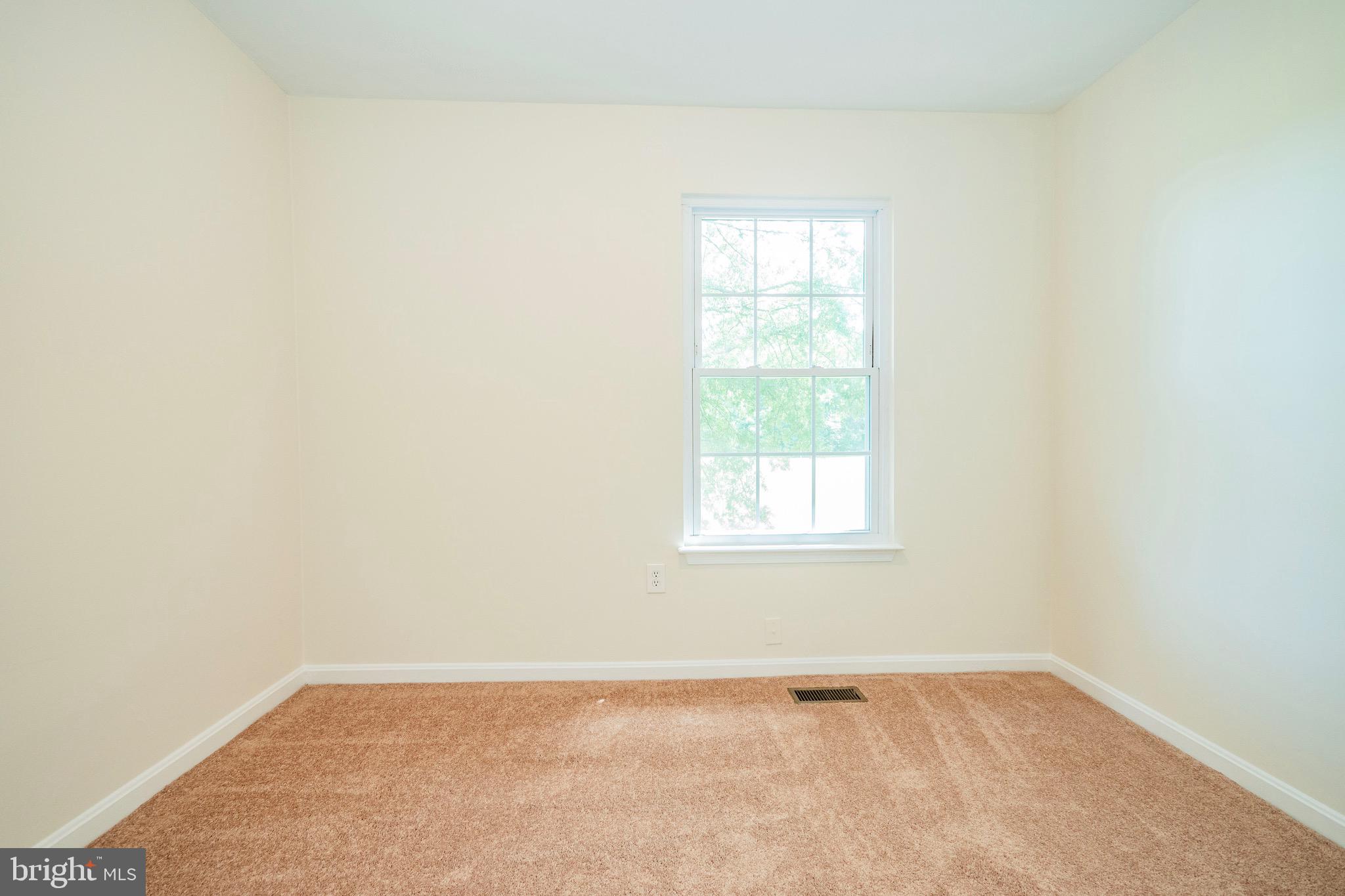 COLONY SQUARE - Residential