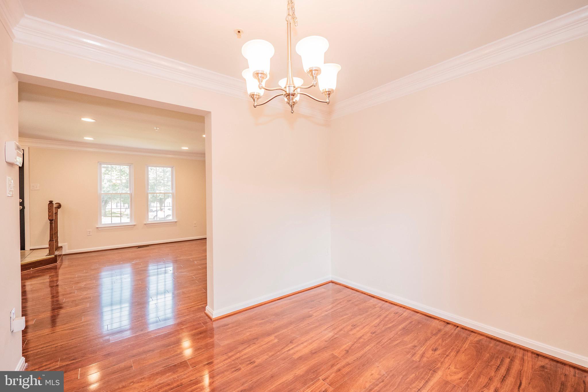 COLONY SQUARE - Residential