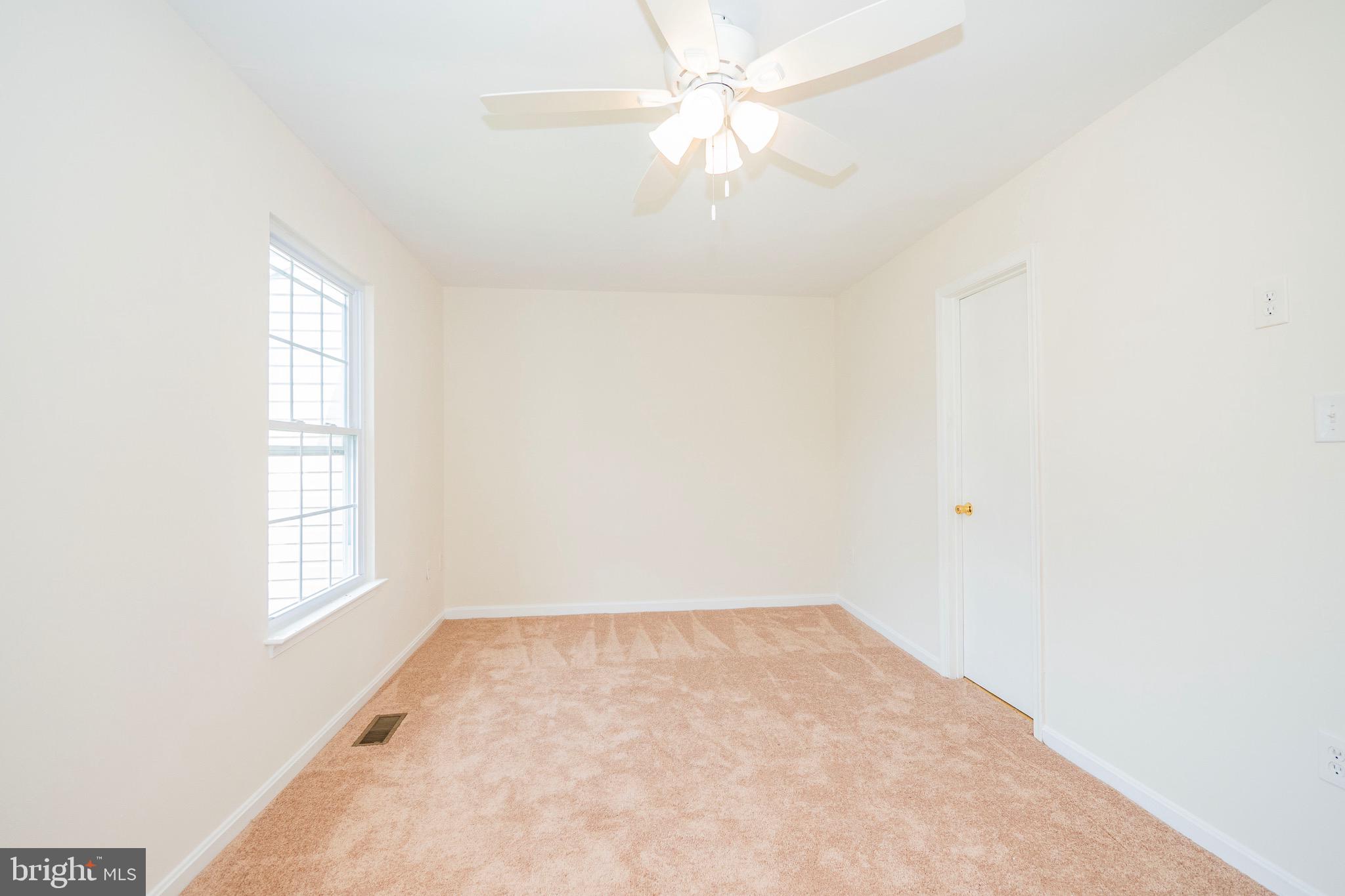 COLONY SQUARE - Residential