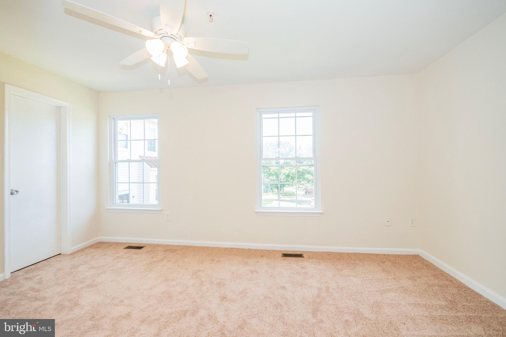 COLONY SQUARE - Residential