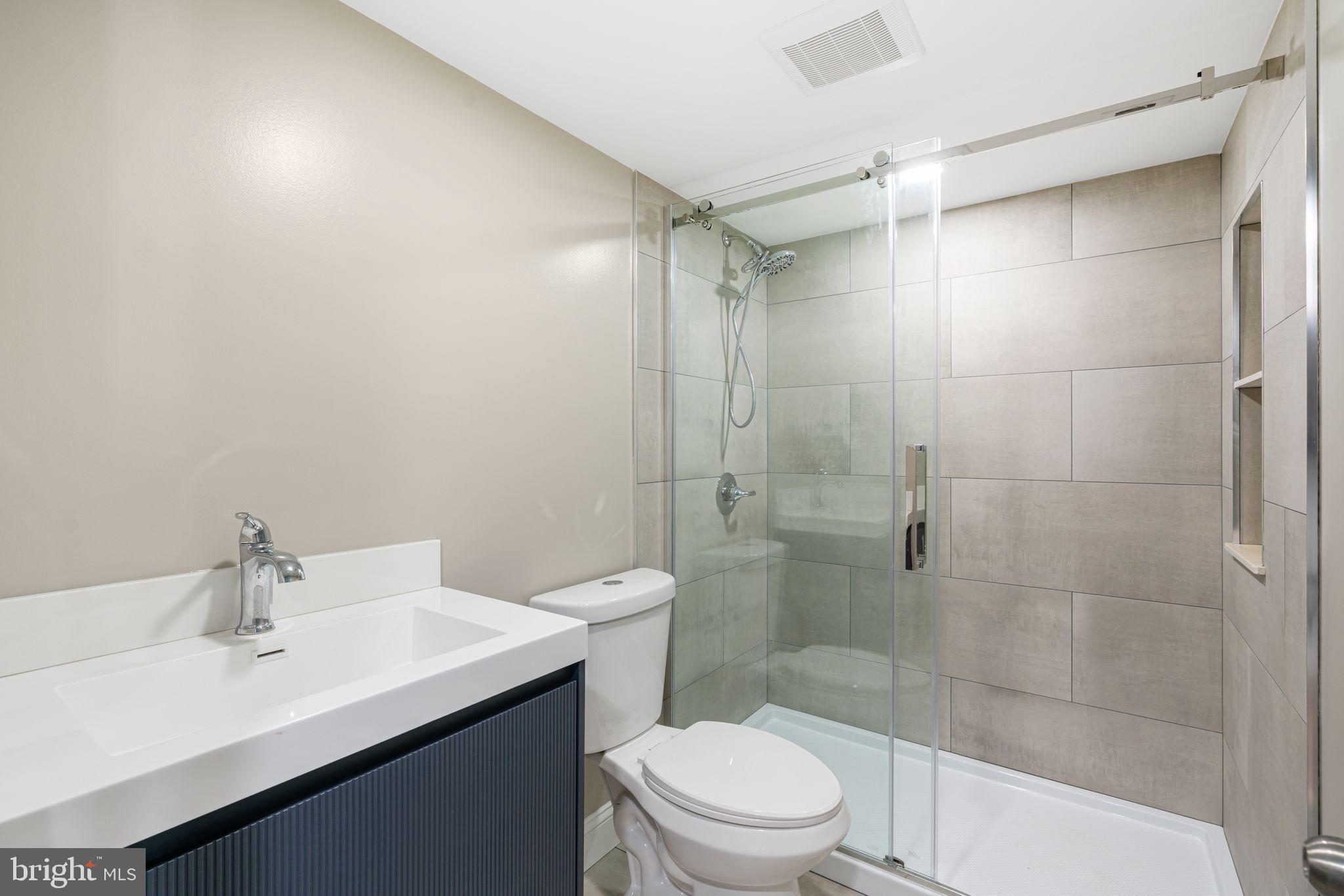 WEST OAK LANE - Residential