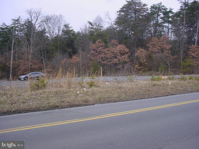 1 ROCK HILL RD